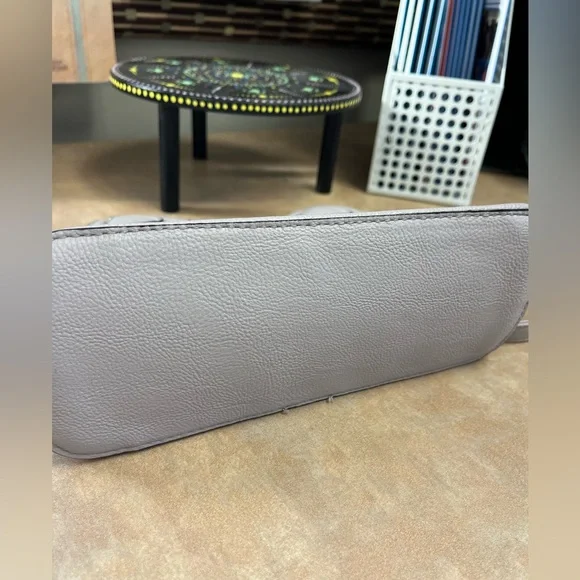 Betsey Johnson Cat Face Crossbody Bag EUC - Picture 3 of 6